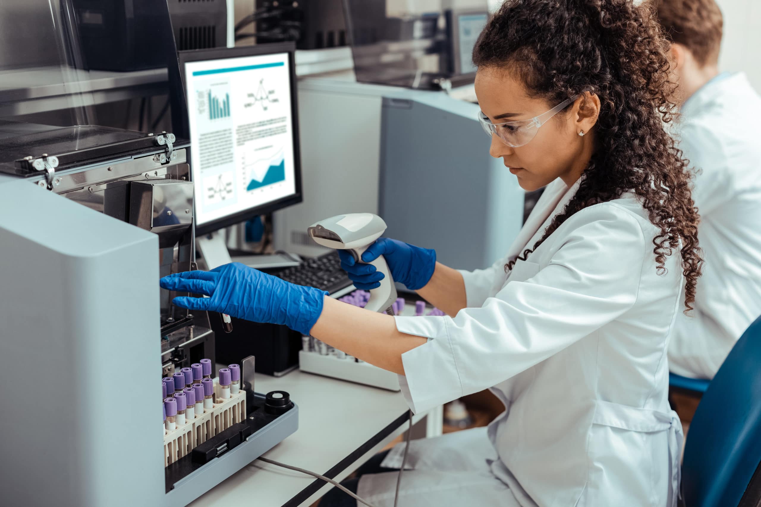 Median Pay Of Medical Laboratory Technologist